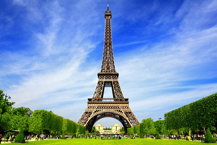 This image has an empty alt attribute; its file name is france-paris-eiffel-tower.jpg